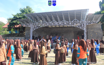 RUTINITAS PAGI SABTU BUDAYA SMAN 1 MONTA